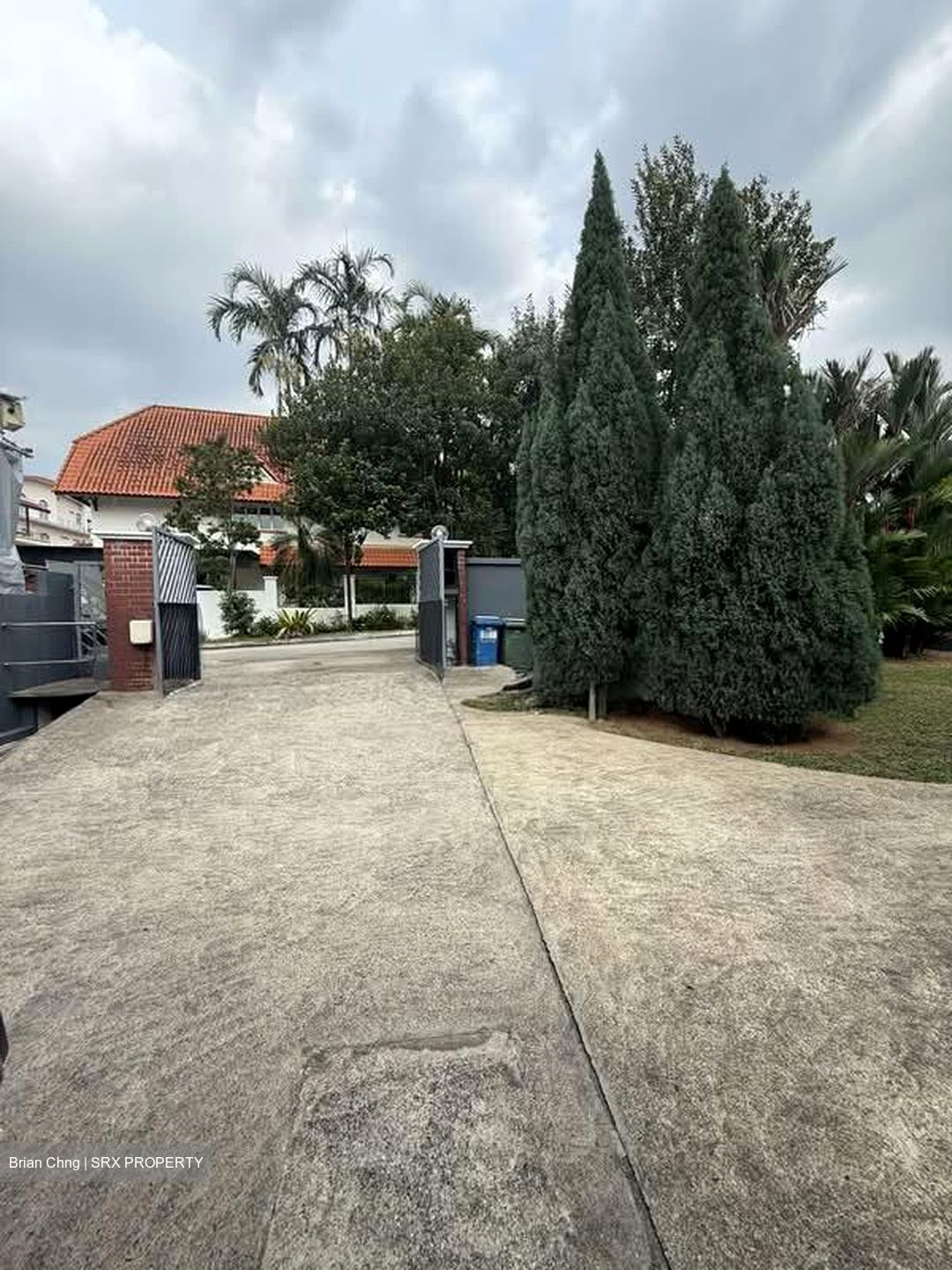 Serangoon Garden Estate (D19), Semi-Detached #561839381